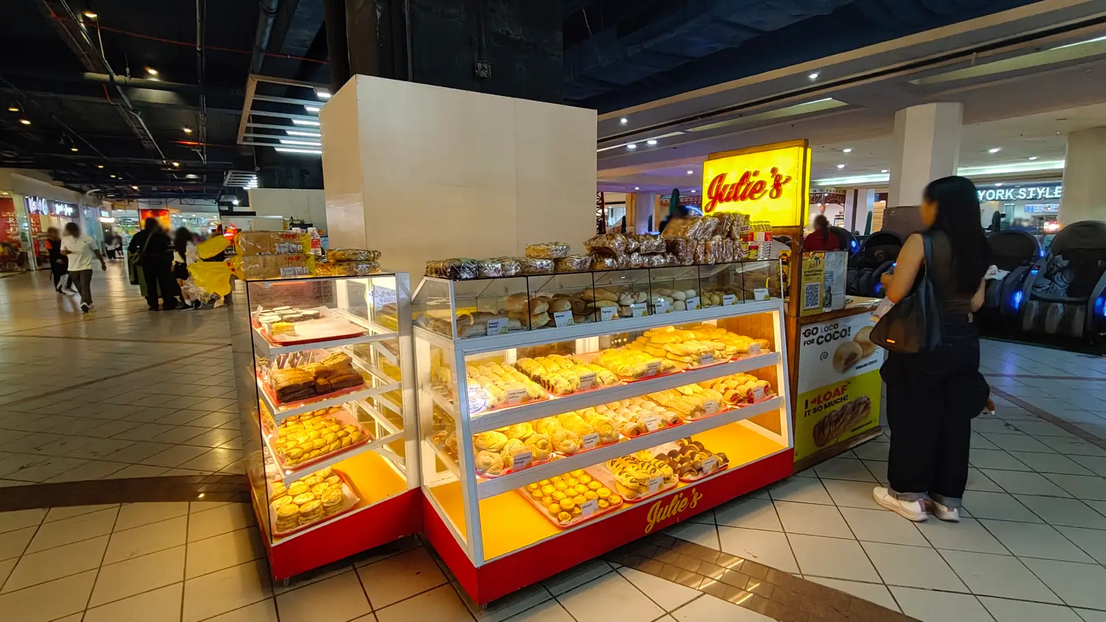 JULIE'S BAKESHOP in Festival Mall